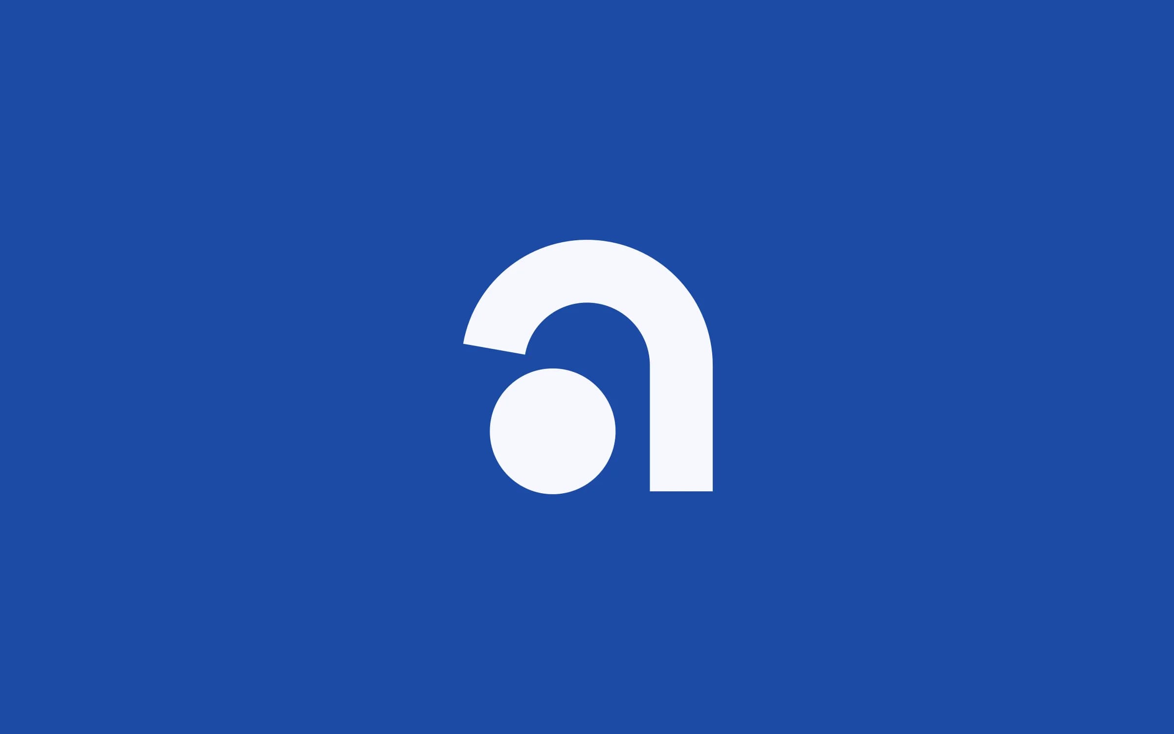 Isotipo de Adminsyf en blanco sobre fondo azul